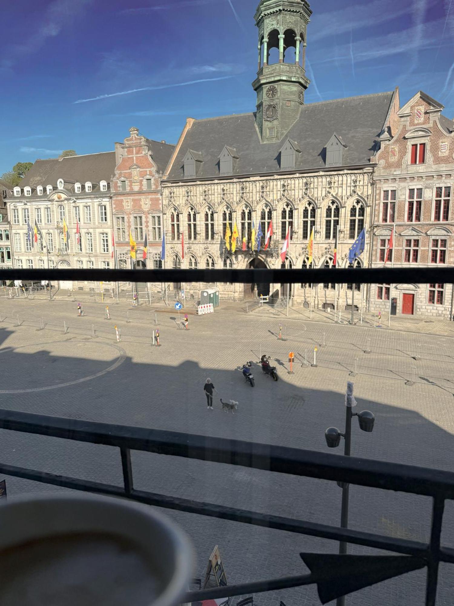 Hotel Grand Place Mons Exterior photo